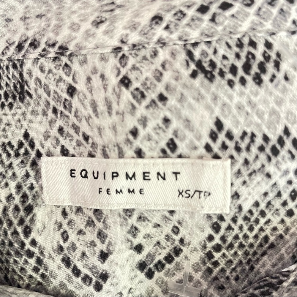 Equipment 100% Silk Snake Python Print Button Dow… - image 5